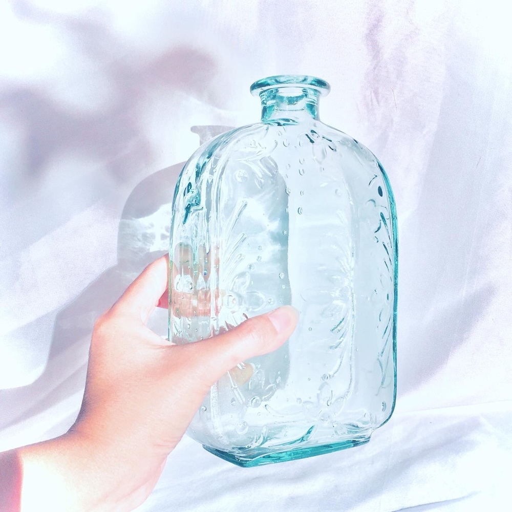 Glass vase